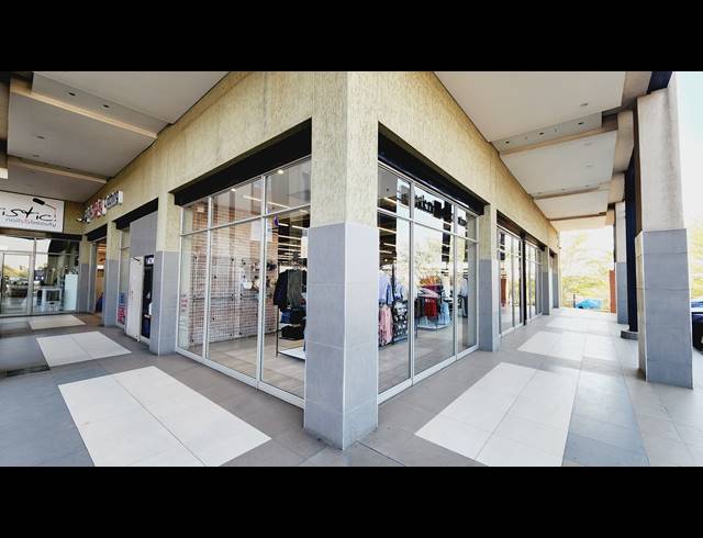 596M² RETAIL TO LET IN NORTH RIDING